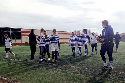 Женская сборная Крыма по футболу вновь уступила юношам из Молодежного