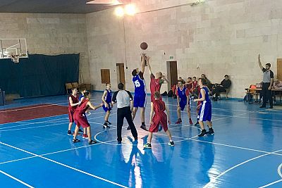 Сыграны очередные матчи в юношеском баскетбольном первенстве Крыма