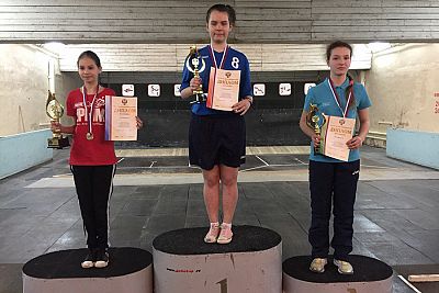 Дарина Доброва из Ялты – серебряный призер первенства России по городошному спорту среди младших девушек