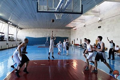 Определись полуфиналисты дивизиона "Б" мужского баскетбольного чемпионата Крыма