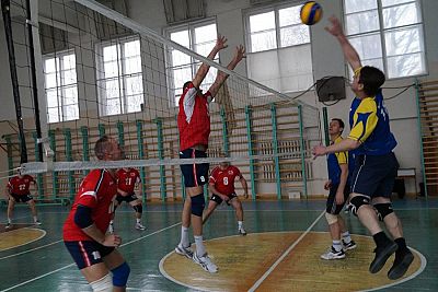 11 крымских команд примут участие в первенстве России по волейболу среди ветеранов