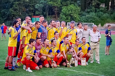 "Черноморец" с шестой попытки выиграл Кубок Ялты по футболу