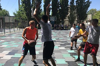 В Симферополе прошел Всероссийский турнир по уличному баскетболу 3х3 "Оранжевый мяч"