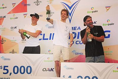 Британец Гэри Хант стал обладателем Кубка мира по клифф-дайвингу в Симеизе