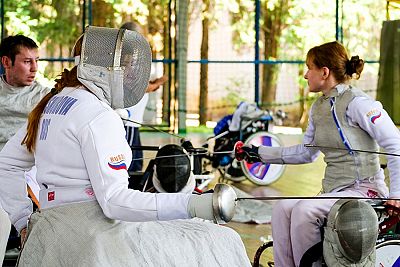 В Алуште тренируется сборная России по фехтованию на колясках