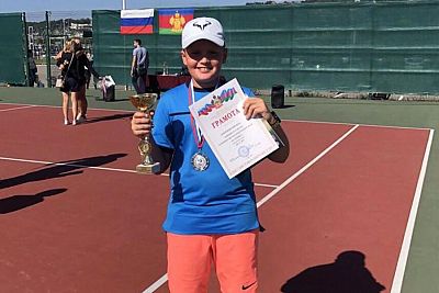 Симферополец Михаил Ходорченко завоевал две медали на теннисном турнире в Сочи