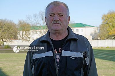Андрей Лахин: "Благодаря спонсорам надеемся сделать Зую одним из центров развития футбола в Крыму"