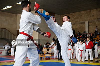 В Симферополе стартуют чемпионат и первенство Крымского федерального округа по карате