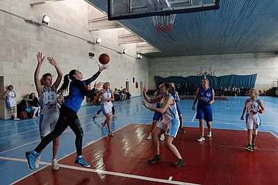 Алуштинский KRM сохраняет лидерство в женском баскетбольном чемпионате Крыма