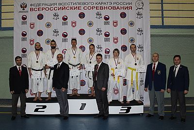 Семь наград привезли крымчане с соревнований по всестилевому карате в Брянске
