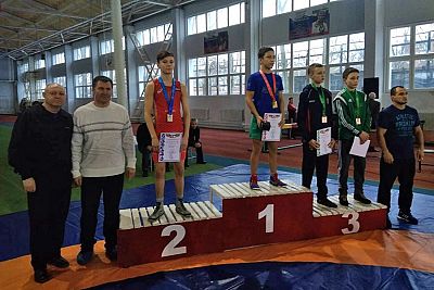 Рамазан Коваленко – серебряный призер первенства ЮФО по греко-римской борьбе среди юношей до 18 лет