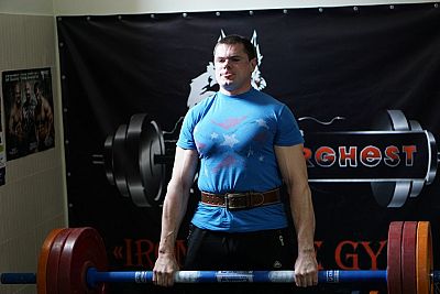 На чемпионат Крыма по армлифтингу заявились даже спортсмены из Норильска