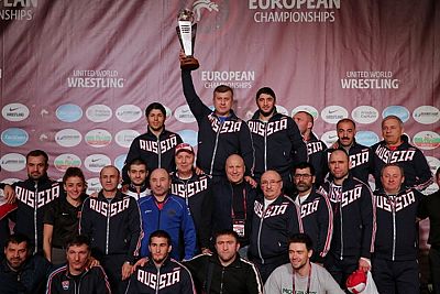 У российских борцов-вольников – 8 медалей на чемпионате Европы в Бухаресте