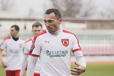 Ялтинский "Рубин" вернул в состав ряд отзаявленных игроков
