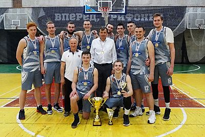 Студенты КФУ отстояли титул чемпионов Крыма по баскетболу среди мужских команд