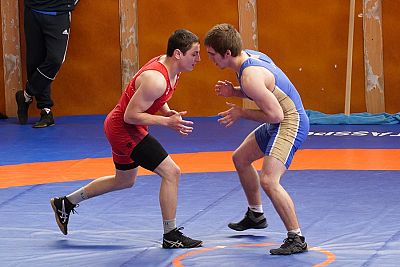 Юниорская сборная России по греко-римской борьбе провела сбор в Алуште