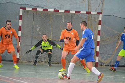 "ЧФ" и "Интер" спорят за чемпионский титул в футзале Севастополя