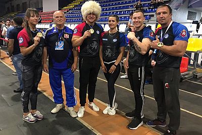 Сборная Крыма по армрестлингу завоевала четыре медали на турнире во Владикавказе
