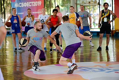 В Алуште прошел летний фестиваль Ассоциации студенческого баскетбола России