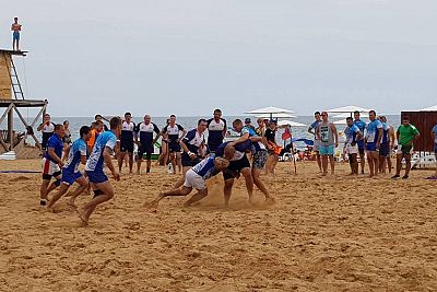 В субботу в Феодосии разыграют Кубок Крыма по пляжному регби