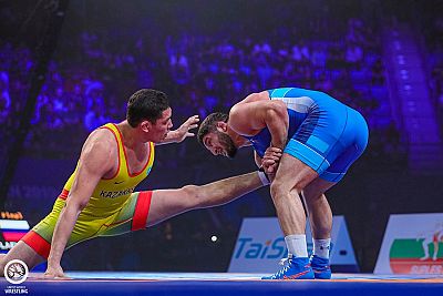 Российские борцы-вольники завоевали 9 медалей на чемпионате мира в Казахстане