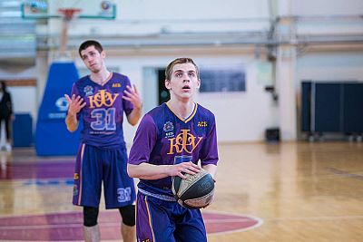 Баскетболисты "КФУ-Грифонов" стартовали с двух побед в новом сезоне Студенческой лиги ВТБ