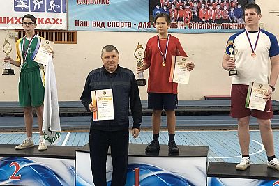 Крымские городошники завоевали три медали на юношеском первенстве России в Вятских Полянах