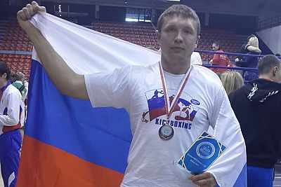 Симферополец Владимир Олейник отправляется в Белград на чемпионат мира по кикбоксингу