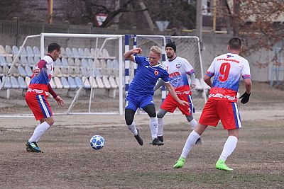 Состоялись первые четвертьфинальные поединки Открытого Кубка Крыма по футболу среди любительских команд