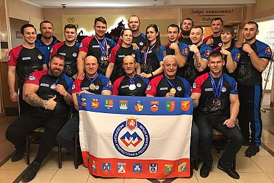 У крымских рукоборцев – 15 медалей на чемпионате России в Перми!