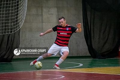 Александр Сгинухин развлекается во втором дивизионе