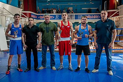 В Севастополе прошла матчевая встреча по боксу представителей Южного федерального округа