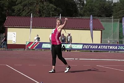 Вера Маркарян (Ребрик) из Ялты – чемпионка России в метании копья!