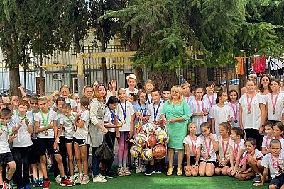 Вера Маркарян (Ребрик) провела "Олимпийский урок" в одной из- ялтинских школ