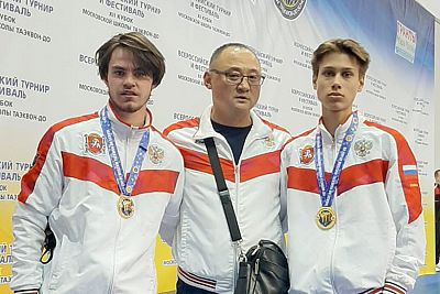 Крымские тхэквондисты взяли три "золота" на турнире в Москве