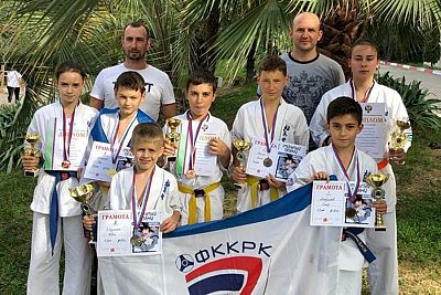 Семь медалей завоевали крымские каратисты в первенстве России в Сочи