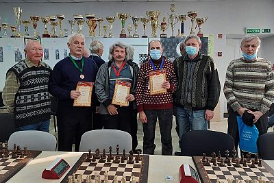 Симферополец Анатолий Саввопуло выиграл первенство Крыма по быстрым шахматам среди ветеранов