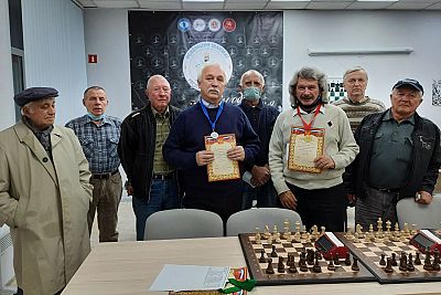 Симферополец Анатолий Саввопуло выиграл "классику" чемпионата Крыма по шахматам среди ветеранов