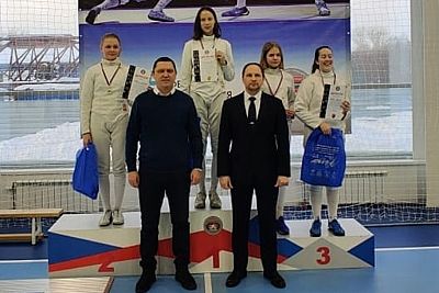 Фехтовальщица из Севастополя Ева Хисматова выиграла турнир "Шпага Сибири"