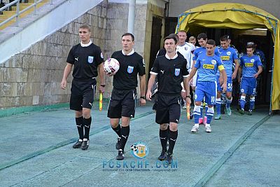 Центральный матч тура в крымской футбольной премьер-лиге вновь доверили Денису Кораблеву
