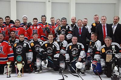 Хоккейная команда из немецкого Штургарта провела два товарищеских матча в Крыму