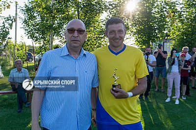 Названы лучшие по номинациям игроки любительского чемпионата Крыма по футболу-2020/21