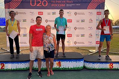 Спринтер Иван Ламеко из Керчи – бронзовый призер юниорского первенства России