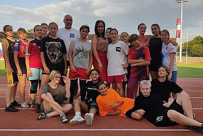 Юные севастопольские регбистки примут участие в турнире в Краснодарском крае
