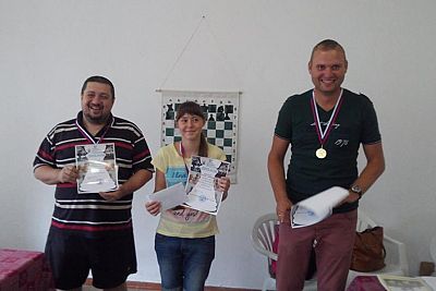 Евпаториец Алексей Чос выиграл турнир по быстрым шахматам в Керчи