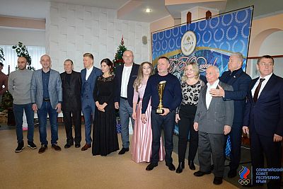 Олимпийский совет Крыма отметил лучших спортсменов, тренеров и федерации республики по итогам 2021 года
