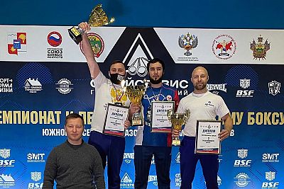 У сборной Крыма по тайскому боксу – 16 медалей на окружных соревнованиях в Сочи