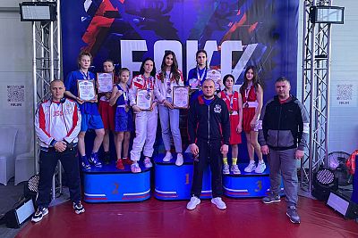 У Крыма и Севастополя – 13 медалей на первенстве ЮФО по боксу среди девушек
