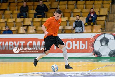 Владислав Угаров – лучший игрок 10-го тура "ПАРК Лиги Крыма"