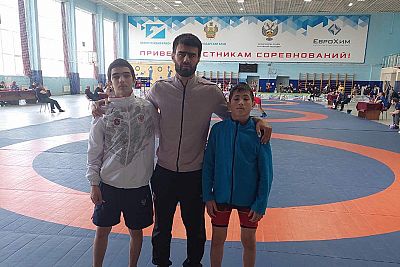 Два "серебра" завоевали крымские борцы-вольники на первенстве ЮФО среди юношей до 16 лет